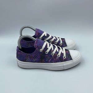 Converse‎ Chuck Taylor All-Star Lows Women’s Sz 6